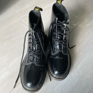 Dr. Marten 1460 Patent Leather
